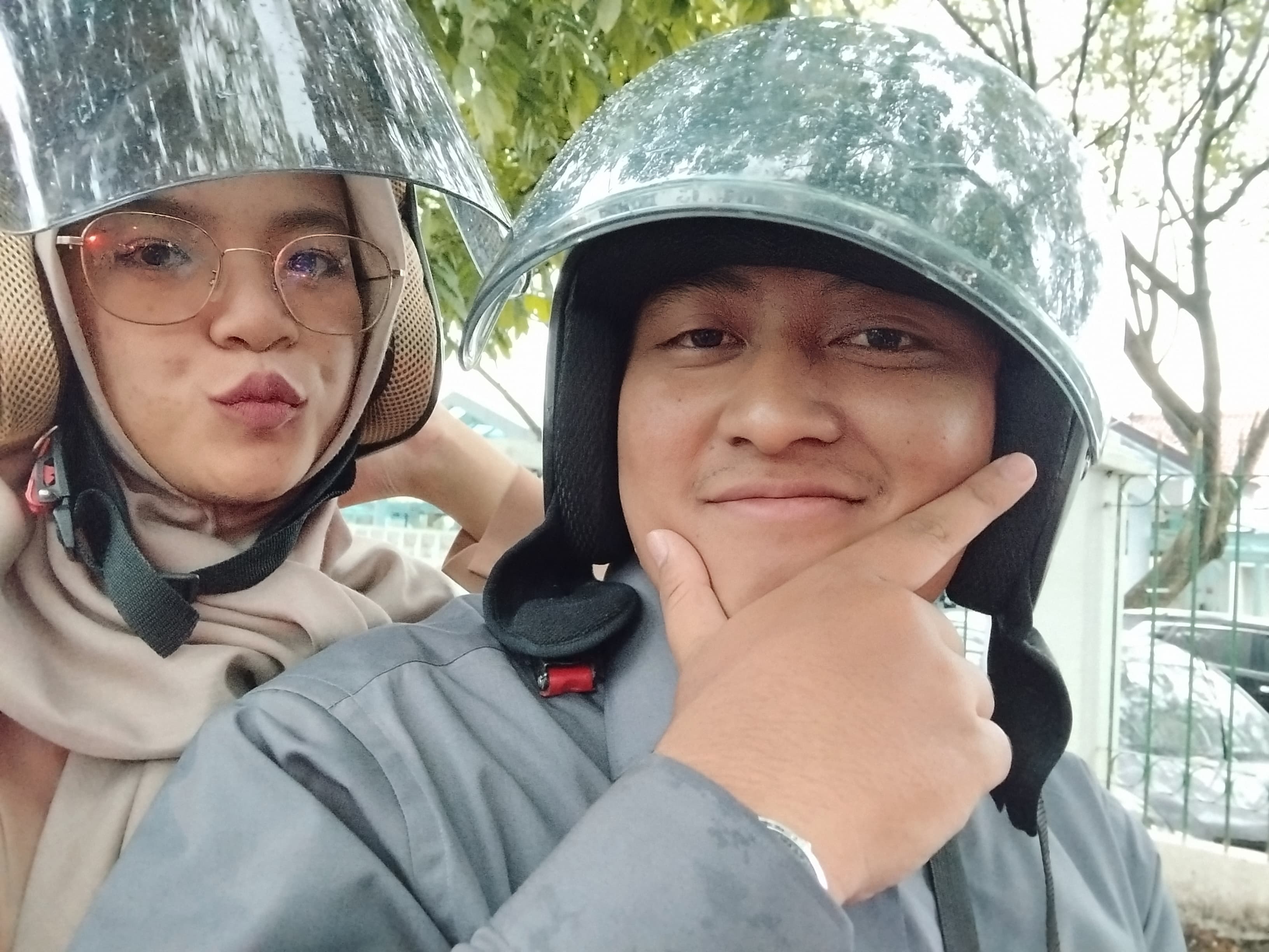 Jalan-jalan bersama